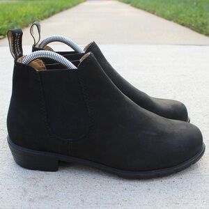 Blundstone 1971 Women's Black Low Heel Elastic Short Ankle Boot Sz 7.5